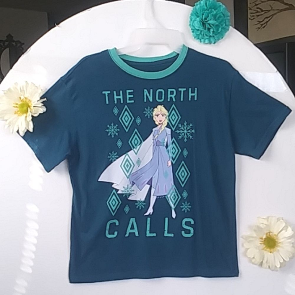Disney Frozen II Elsa Tee Shirt The North Calls women's size small 3-5